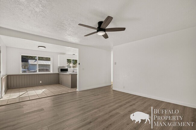 Building Photo - 578 Maple Leaf Dr