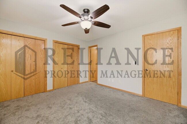 Building Photo - 1726 Black Oak Ct