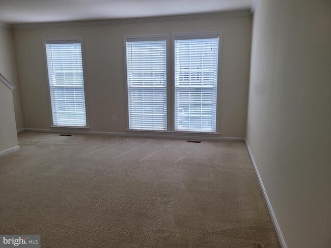 Building Photo - 25117 Sweet Myrtle Square