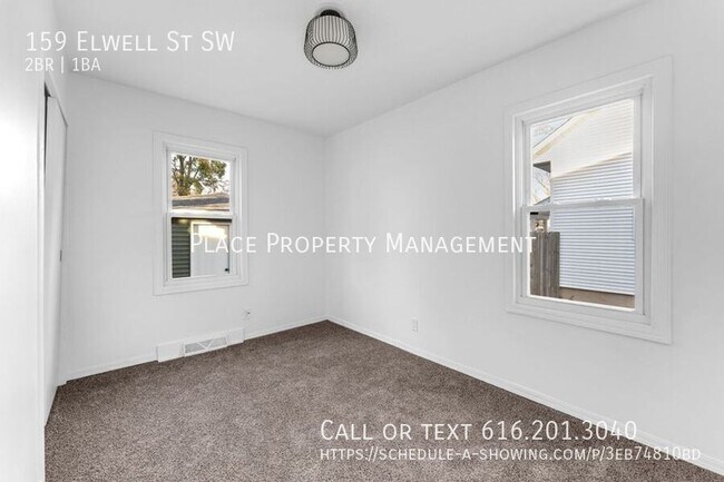 Building Photo - 159 Elwell St SW