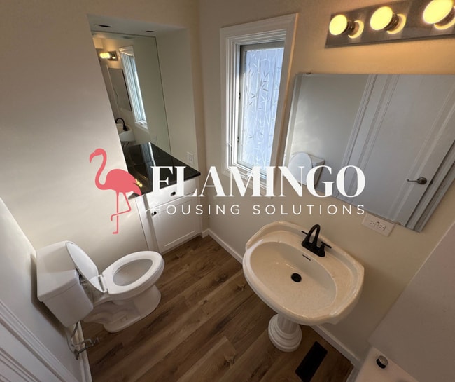 Building Photo - 451 Brookside Dr