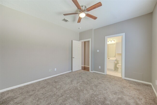 Building Photo - 2935 Apple Forest Ct