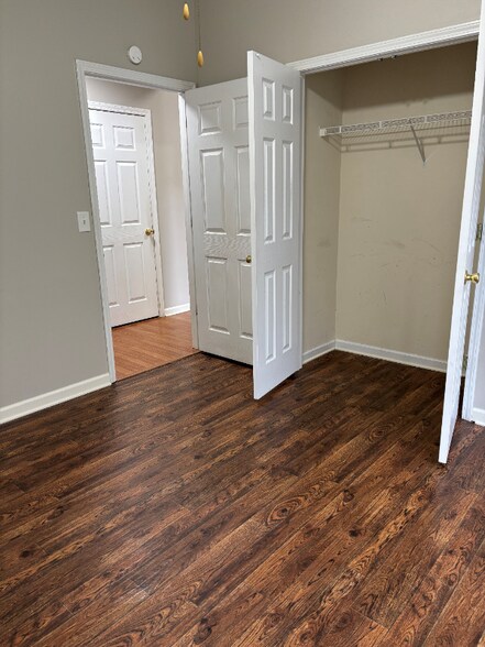 Building Photo - 2932 WaterStone Loop