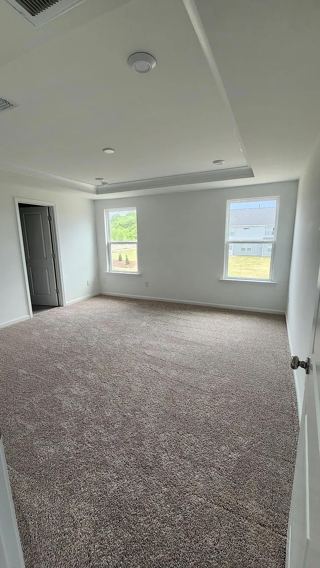 Building Photo - Room in House on Godwit Ln