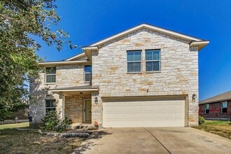 Building Photo - 215 Wildcat Dr