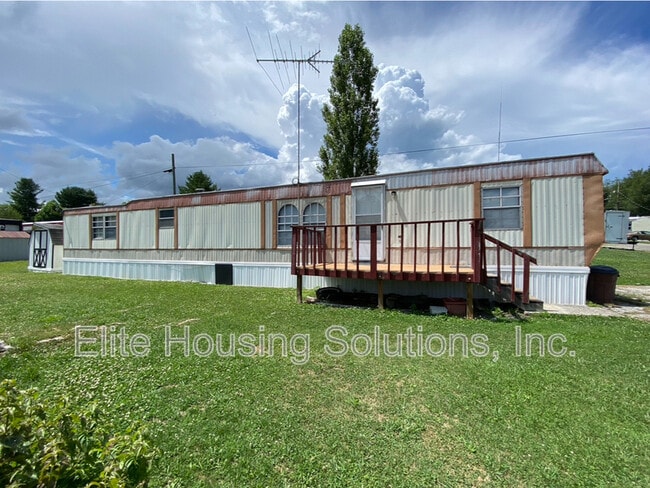 Building Photo - 1380 Old Stage Rd
