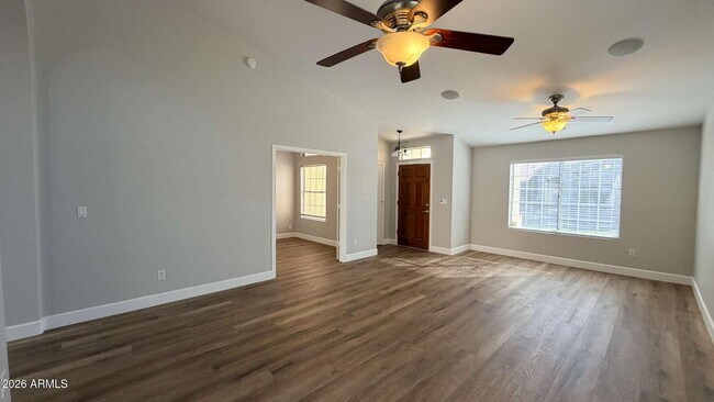 Building Photo - 1777 E Sheffield Ave