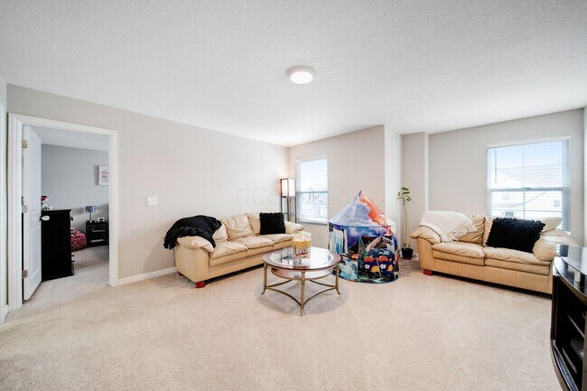 Building Photo - 7181 Fenwick St NW