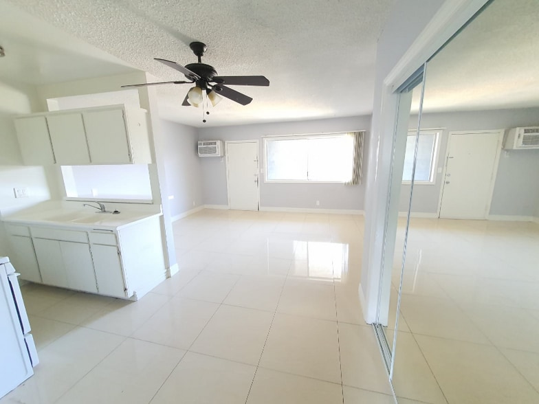 Building Photo - 4660 Kester Ave