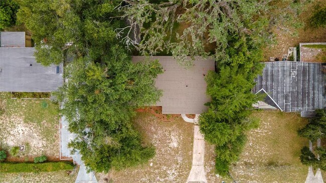 Building Photo - 906 San Domingo Rd