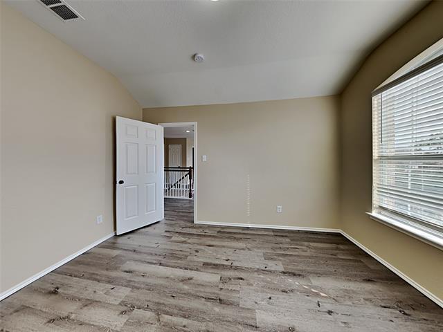 Building Photo - 1019 Mule Deer Rd
