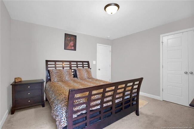 Building Photo - 208 Walker Downs Cir