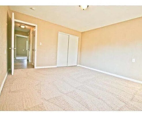 Building Photo - 2517 Rancho Dr