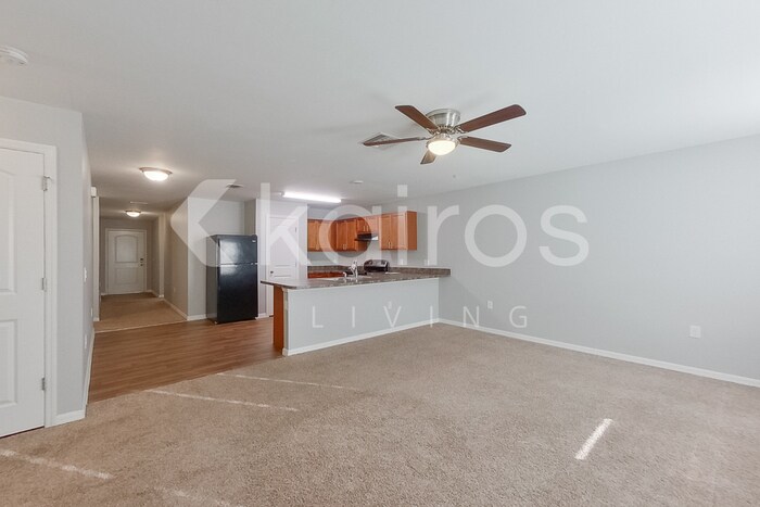 Building Photo - 54 Beth Ave S