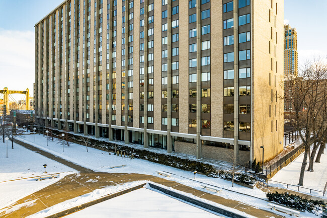 Entrance - The River Towers Condominium