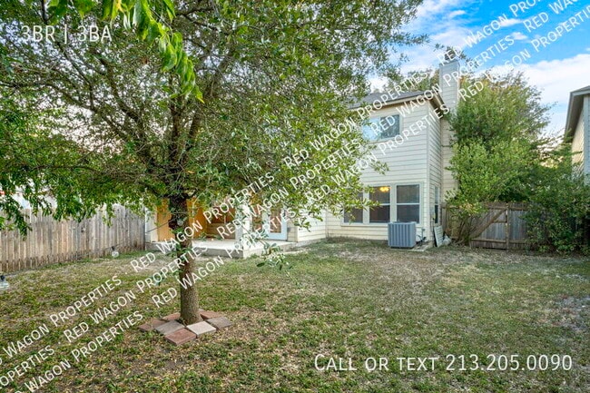 Building Photo - 2614 Sunview Lake