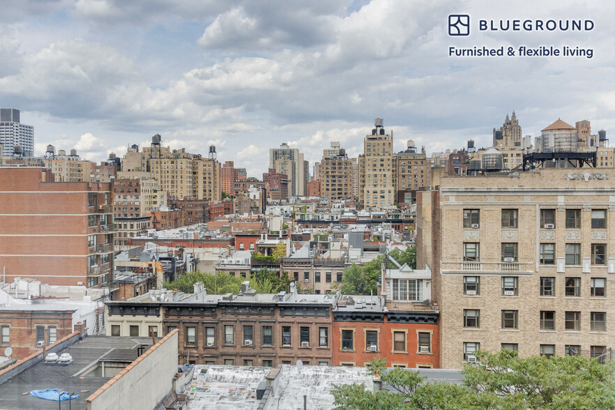 Building Photo - 45 W 81st St