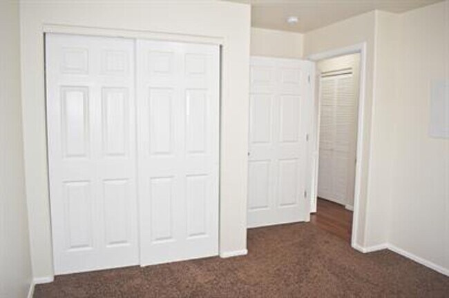 Building Photo - 497 Coronado Way