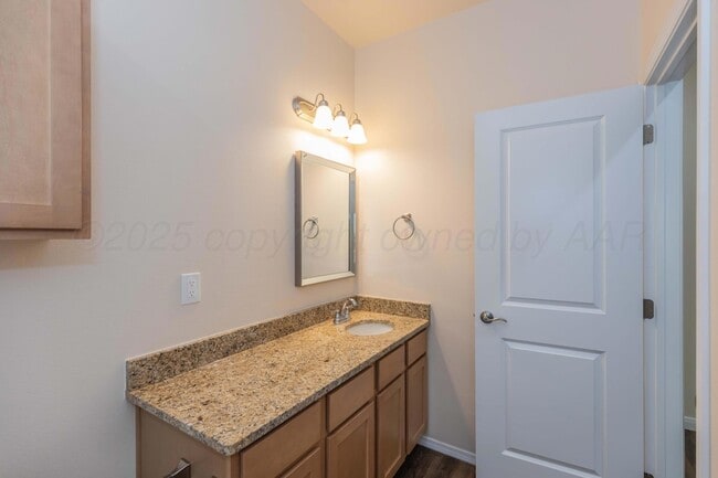 Building Photo - 7607 Beck Dr