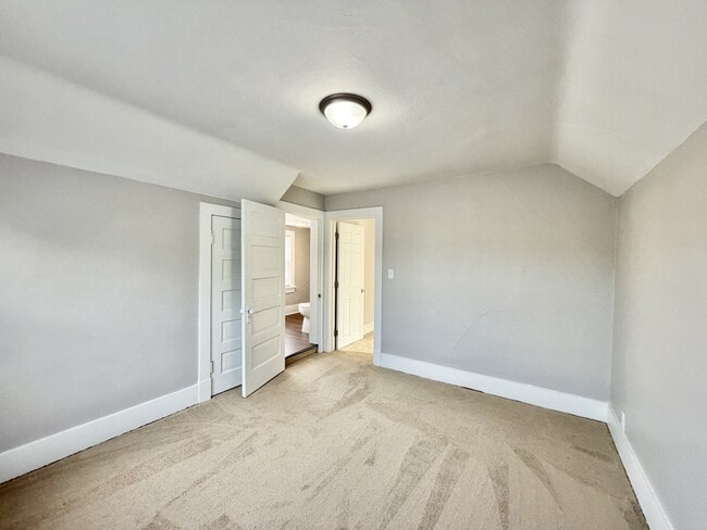 Building Photo - 1306 Copeland Ave