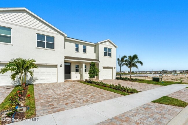 Building Photo - 9734 Venetian Sq
