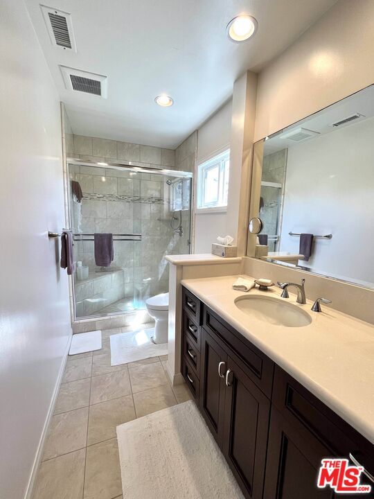 Building Photo - 19334 Beckworth Ave