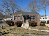 Building Photo - 21 Sherwood Dr