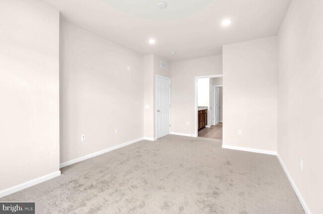 Building Photo - 1 Culvert Dr