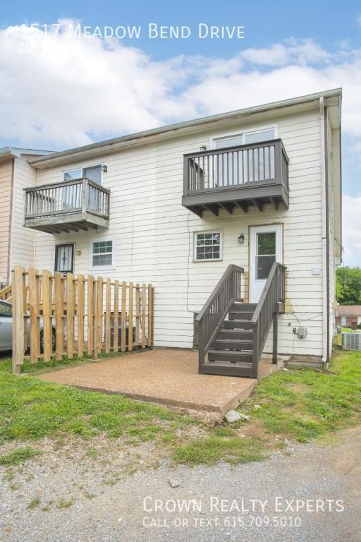 Building Photo - 1517 Meadow Bend Dr