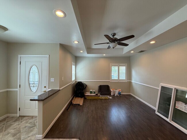 Building Photo - 5958 Pearce Ave