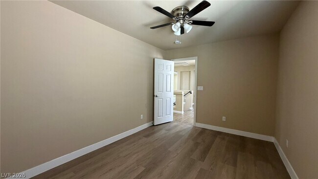 Building Photo - 6451 Parrot Ridge Ct