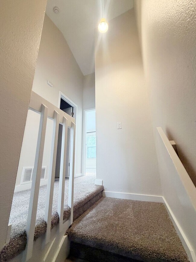 Building Photo - 3070 W 107th Pl