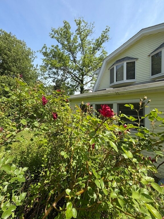 Building Photo - 138 Leonard St