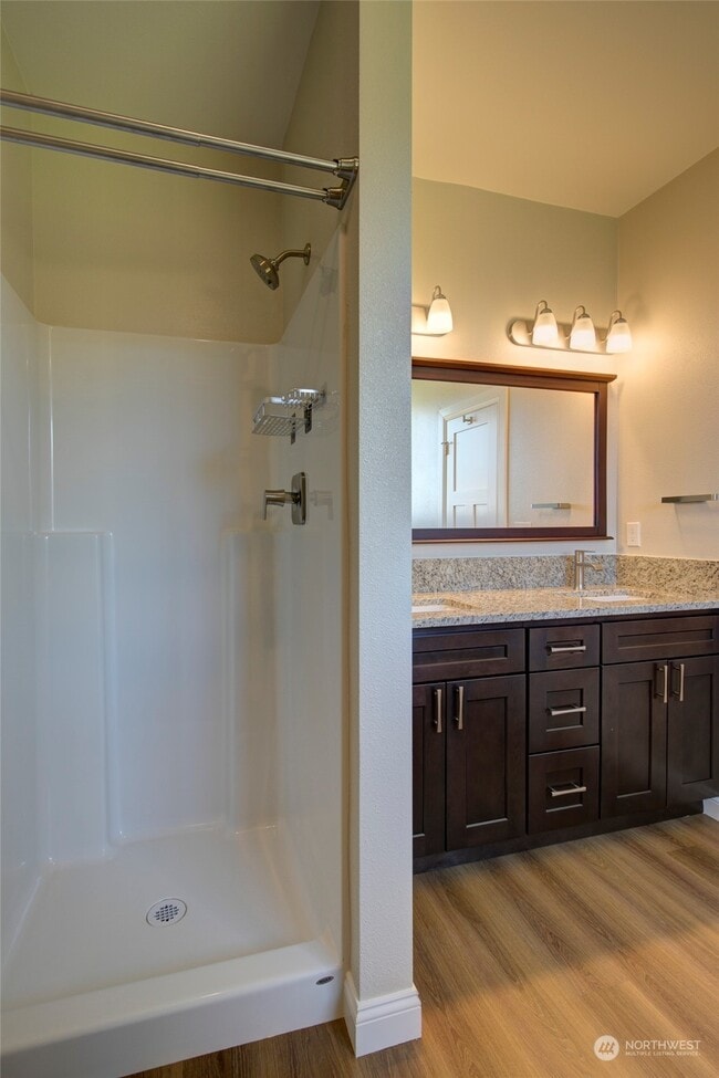 Building Photo - 3155 Sanderling Dr