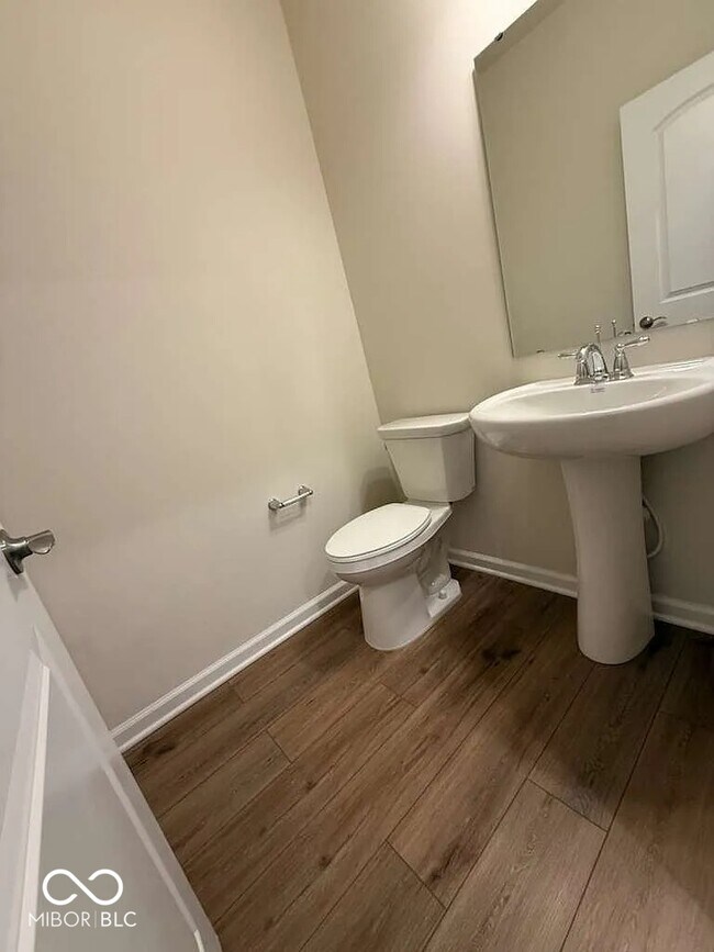 Building Photo - 6871 Seabiscuit Rd