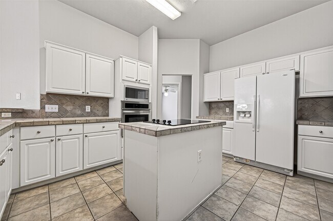 Building Photo - 3314 Zubin Ln