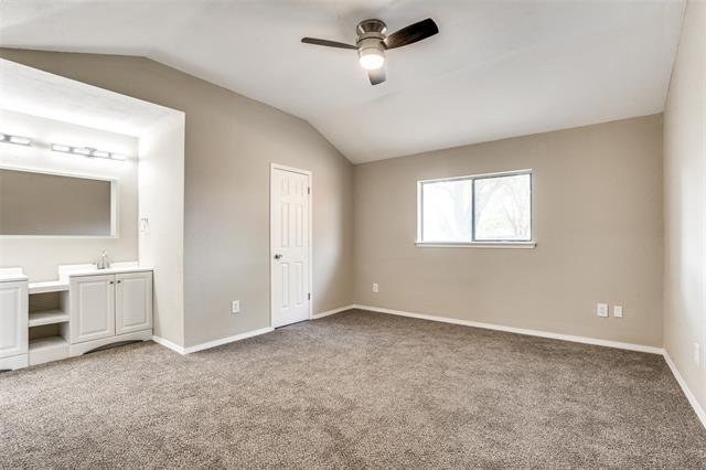 Building Photo - 2678 Fairmont Dr