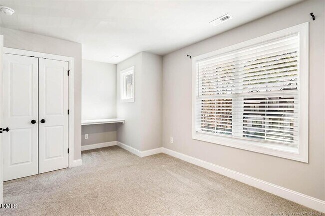 Building Photo - 5709 Parker Pnes Ct