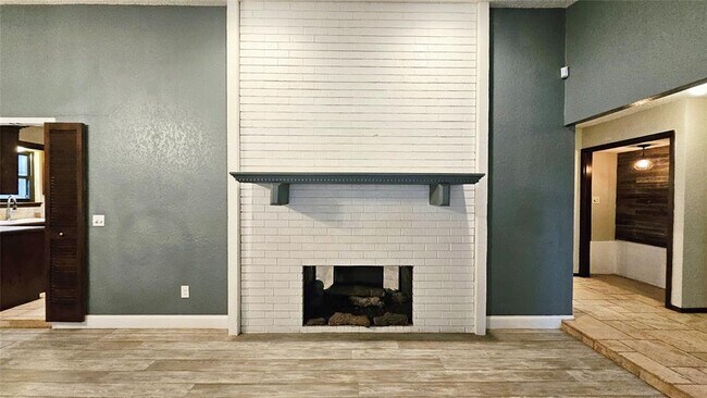 Building Photo - 5301 NW 115th St