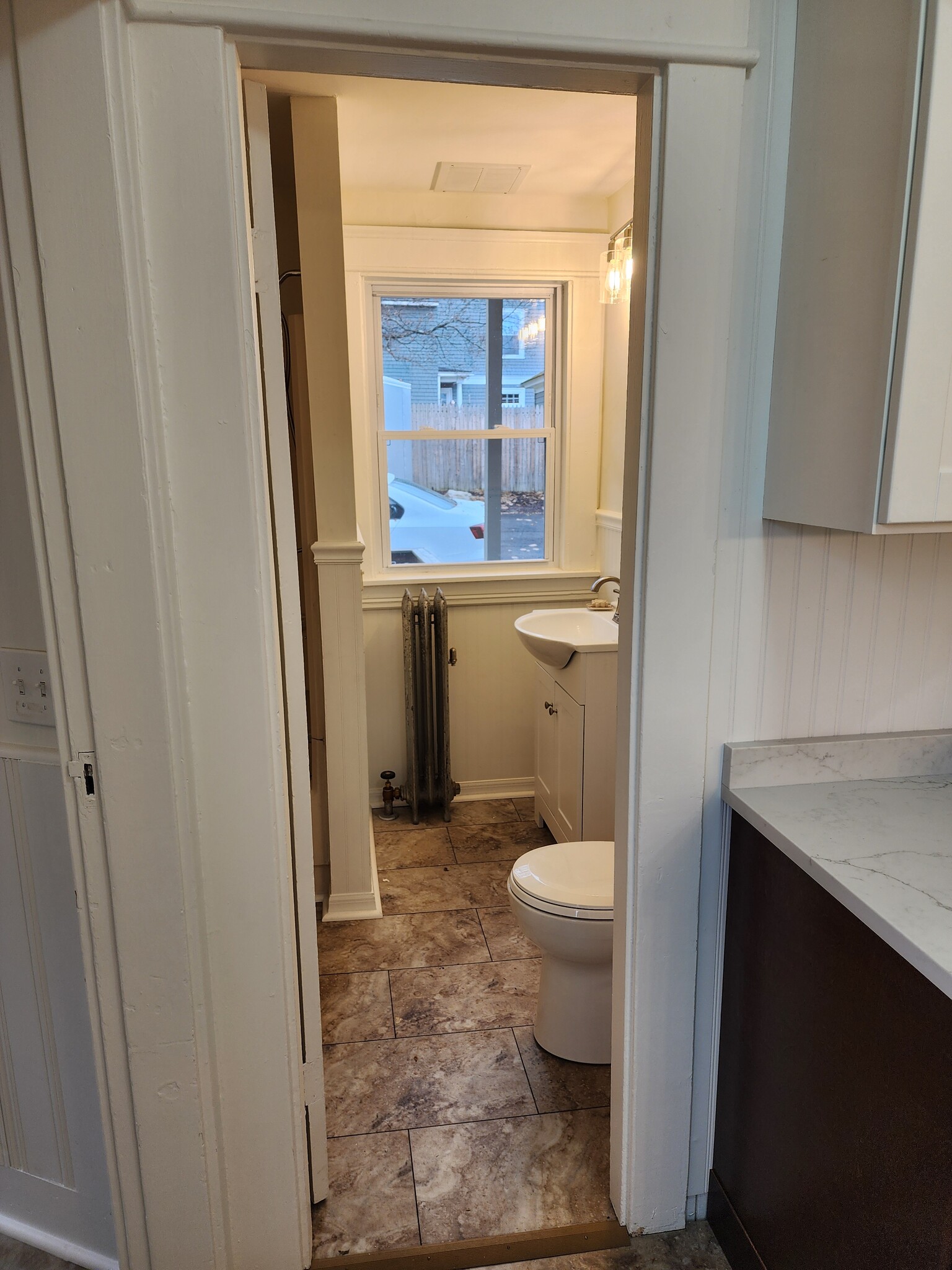 Building Photo - 33 Lodge St