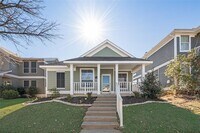 Building Photo - 1336 Kingston Pl