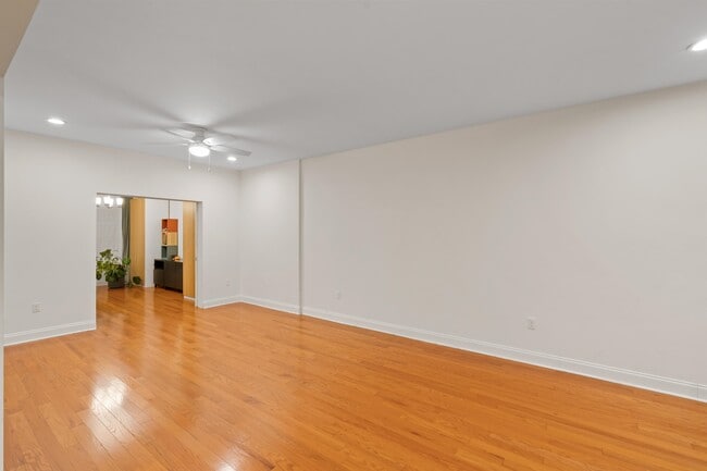 Building Photo - 36 Independence Way