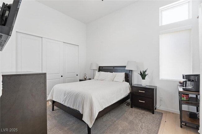 Building Photo - 10927 White Clay Dr