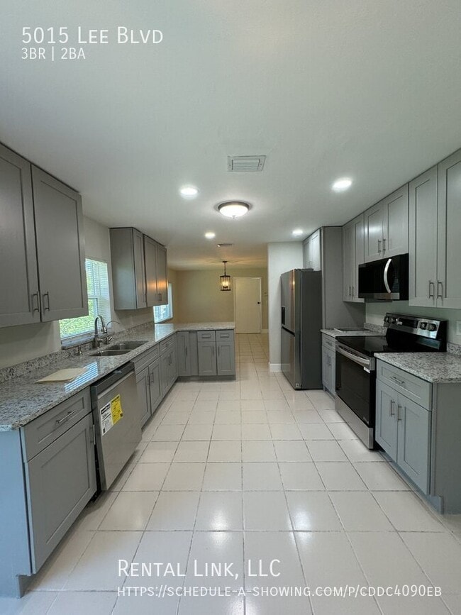 Building Photo - 5015 Lee Blvd