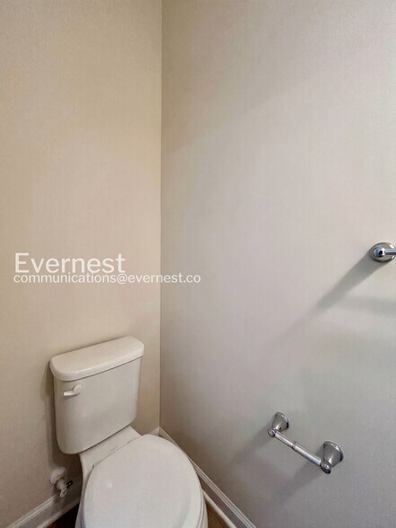Building Photo - 8808 Stevenson Ln