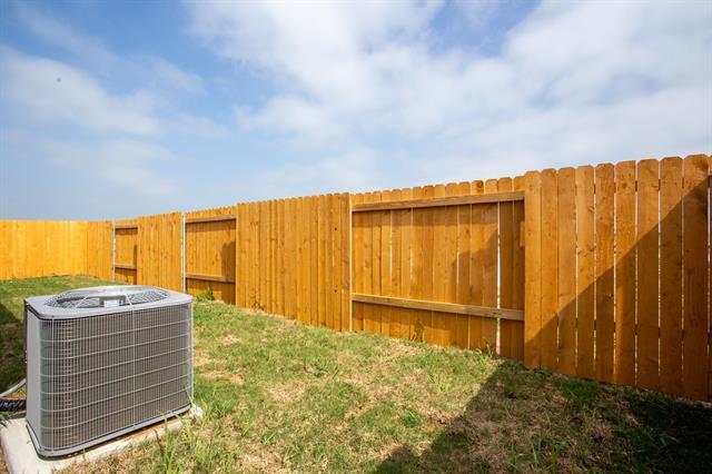 Building Photo - 13526 Musselshell Dr