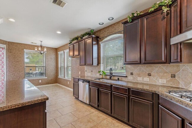 Building Photo - 9431 Copper Cove Ln