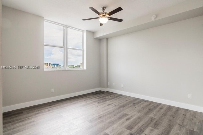 Building Photo - 1350 NW 8th Ct