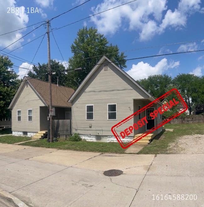 Building Photo - 17 Mathews Ct NE