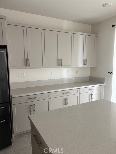 Building Photo - 2565 E Embry Ln